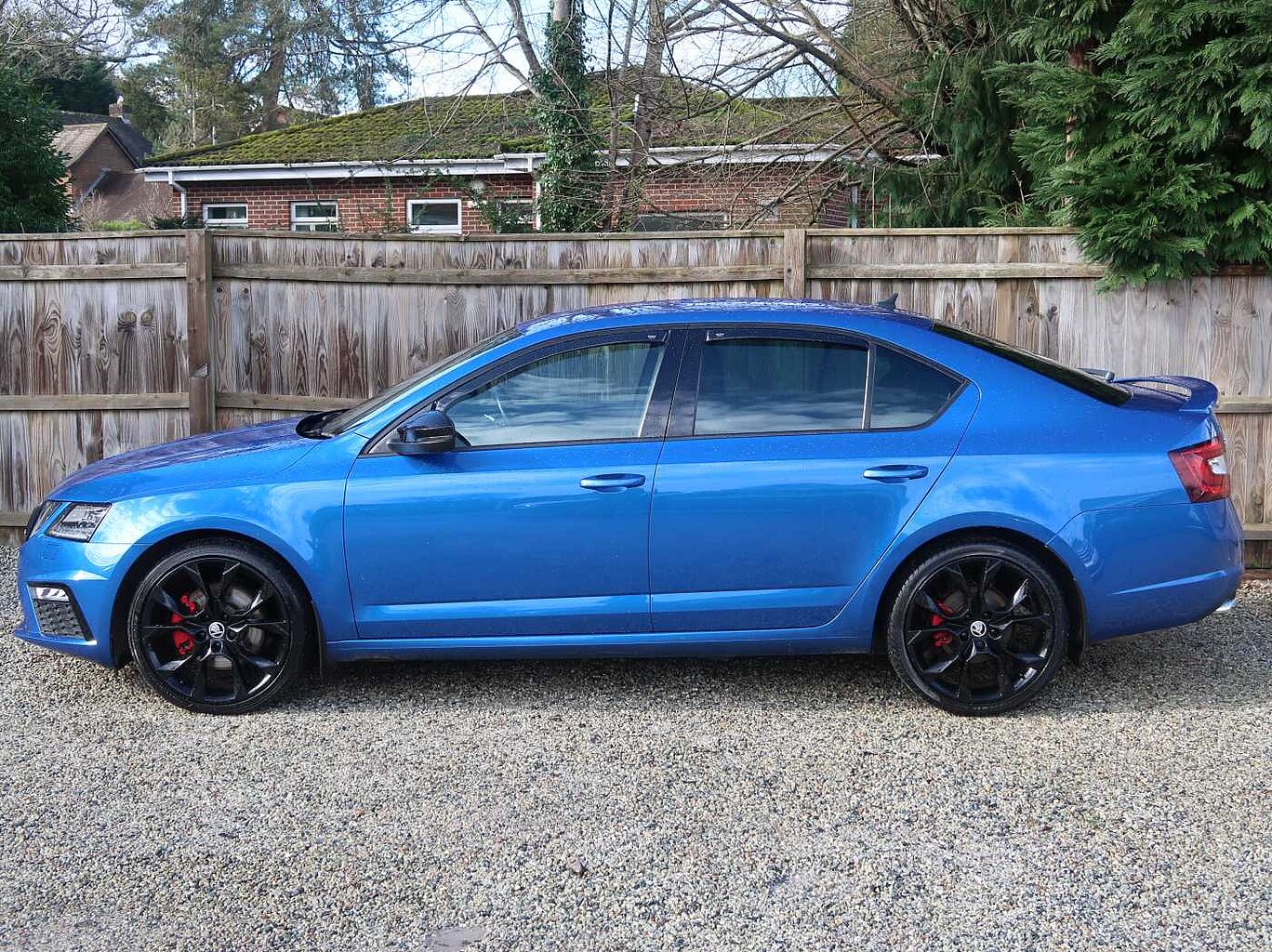 SKODA Octavia vRS Hatch (2017)  2.0TDI vRS (184ps) DSG